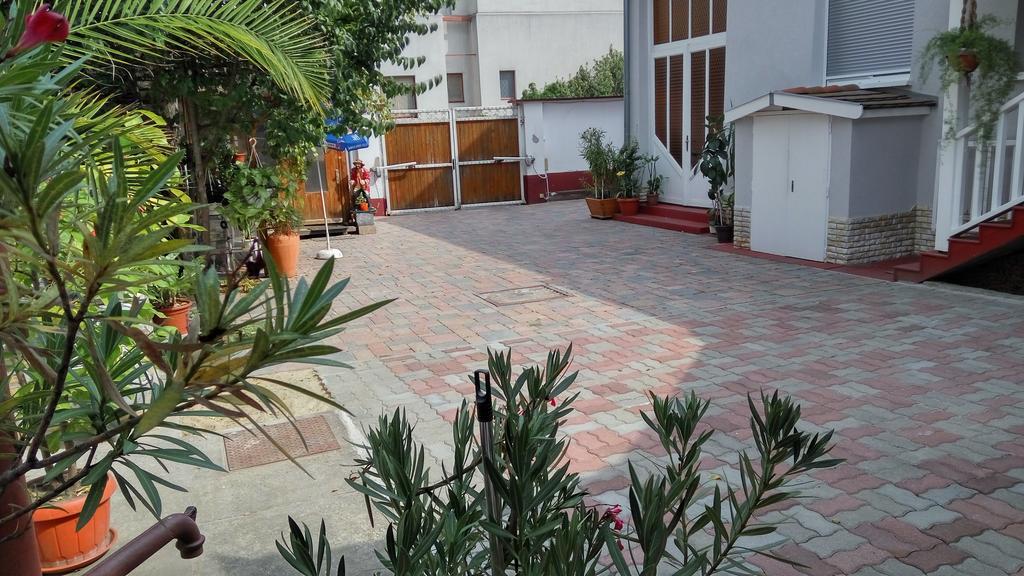 Szlavi Apartman باجة المظهر الخارجي الصورة