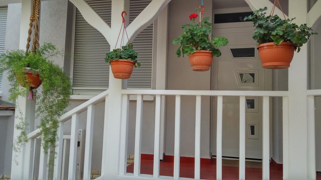 Szlavi Apartman باجة المظهر الخارجي الصورة